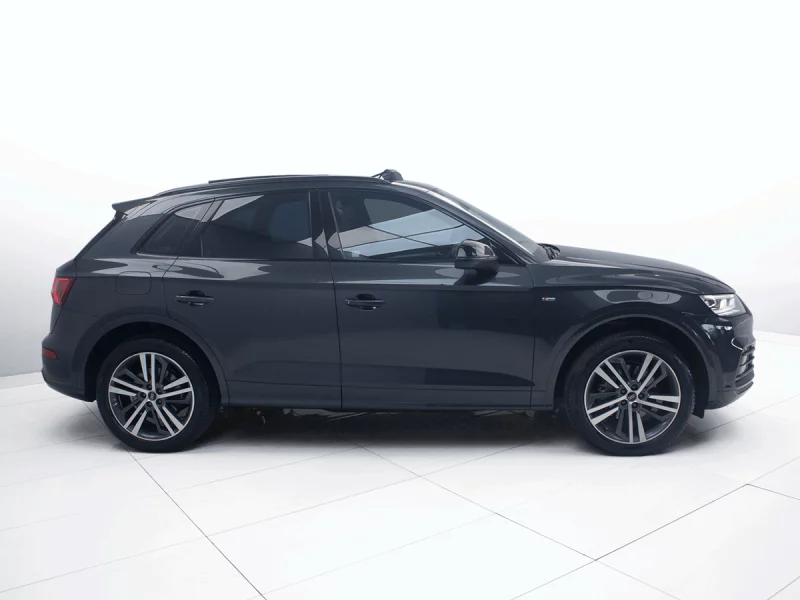 Vehicle Image for 4/25for Audi Q5 40 TDI S Line quattro S Tronic
