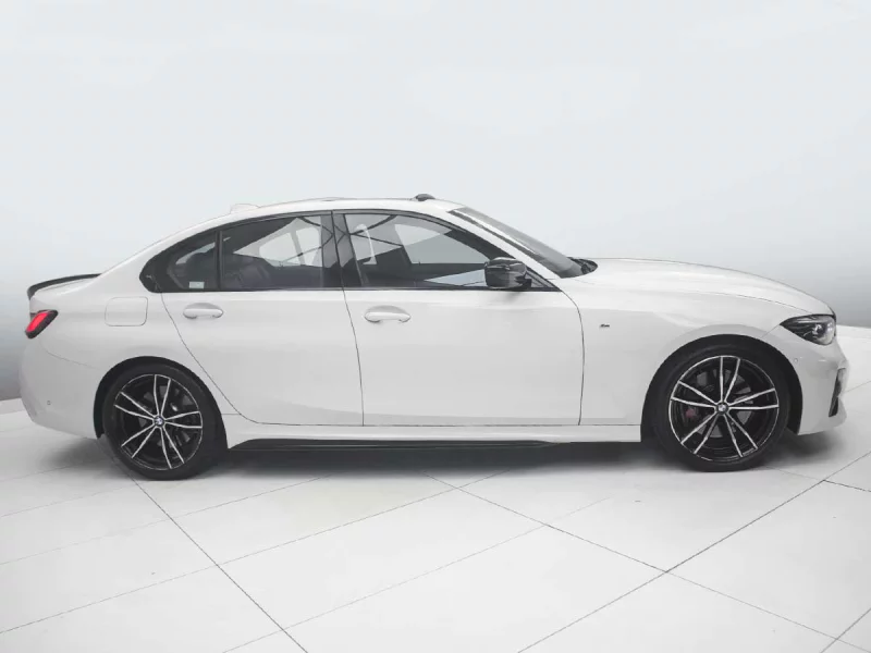 Vehicle Image for 1/24for BMW 3 Series 20d M MZANSI EDITION A/T (G20)