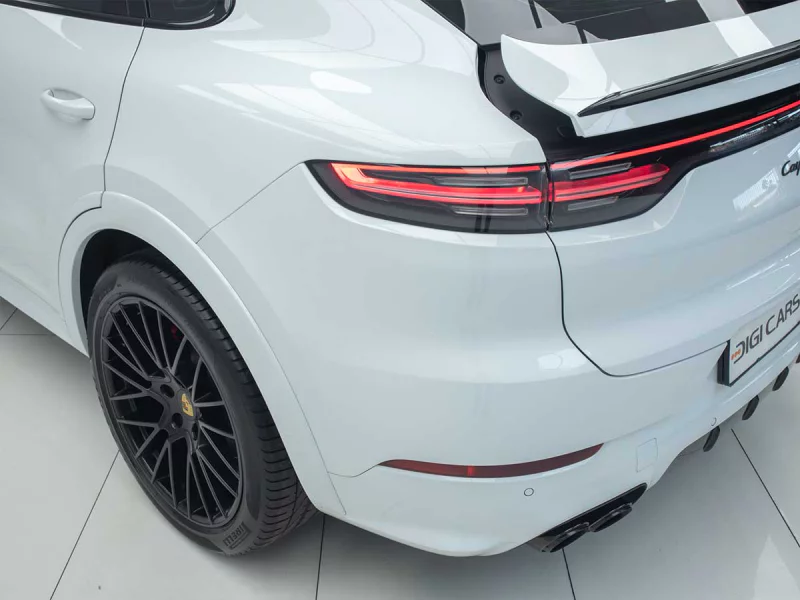 Vehicle Image for 19/49for Porsche Cayenne GTS Coupe