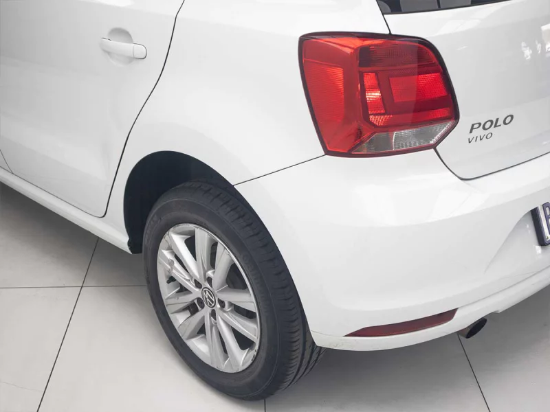 Vehicle Image for 6/10for Volkswagen Polo Vivo Hatch 1.6 Comfortline auto