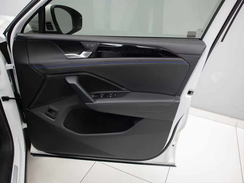 Vehicle Image for 23/25for Volkswagen Tiguan R-Line 1.4 TSI 110 kW DSG