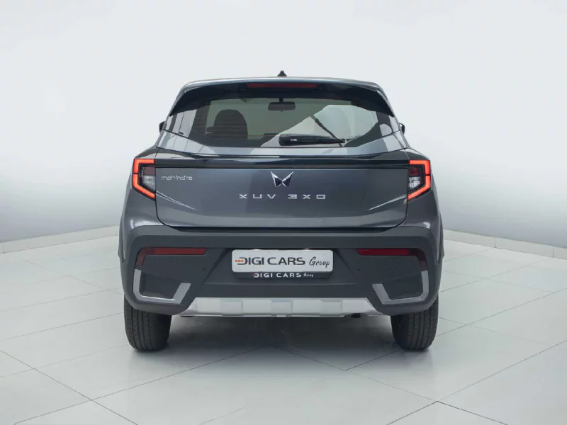 Vehicle Image for 11/23for Mahindra XUV3X0 1.2 MX3 AT