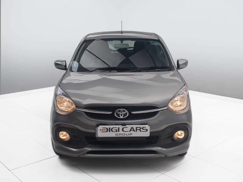 Vehicle Image for 3/24for Toyota Vitz 1.0 XR MT