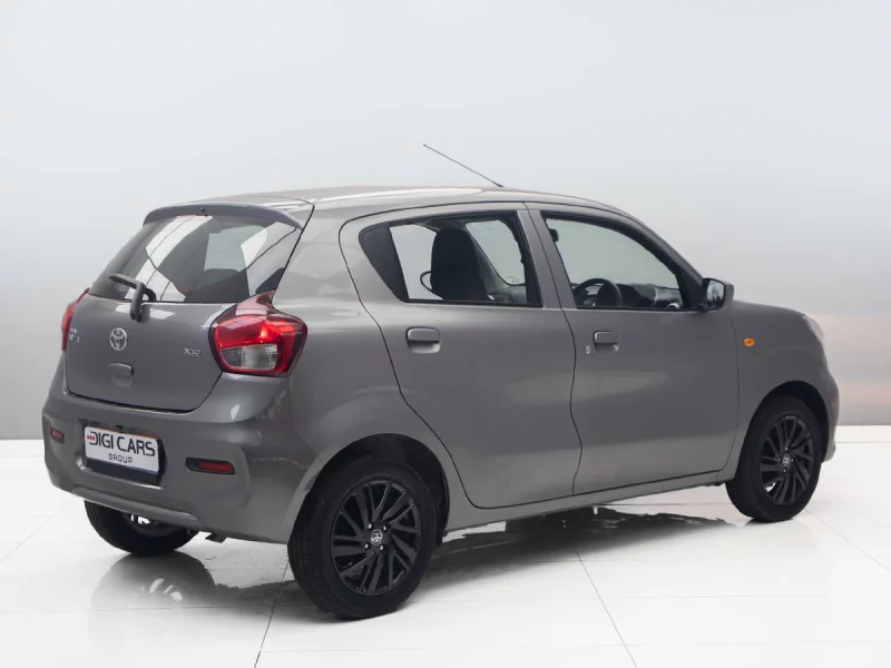 Vehicle Image for 5/24for Toyota Vitz 1.0 XR MT