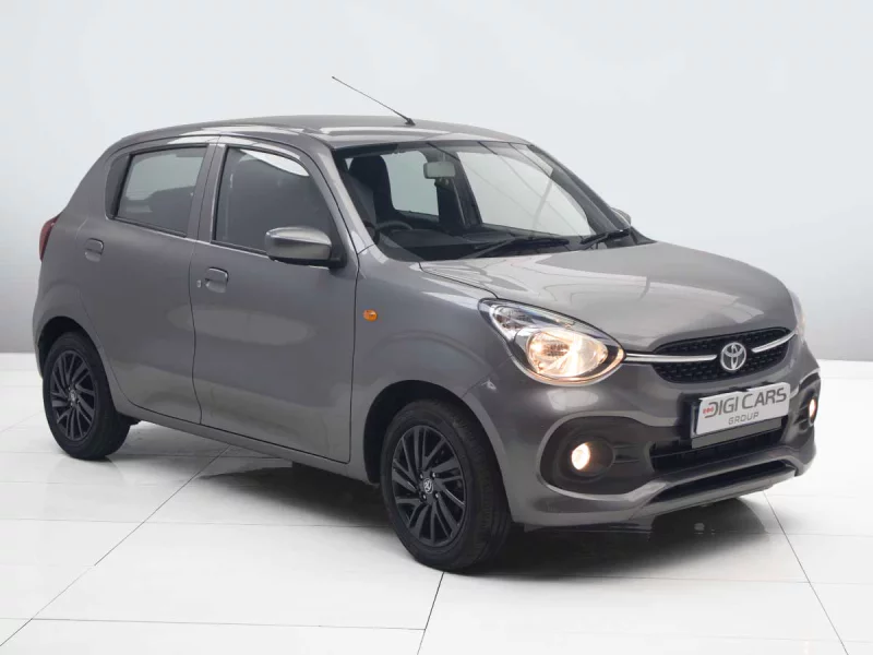 Toyota Vitz 1.0 XR MT 2025