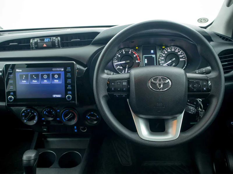 Vehicle Image for 18/24for Toyota Hilux Double Cab 2.4 GD-6 4X4 Raider 6AT