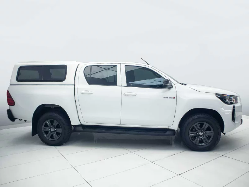 Vehicle Image for 4/24for Toyota Hilux Double Cab 2.4 GD-6 4X4 Raider 6AT