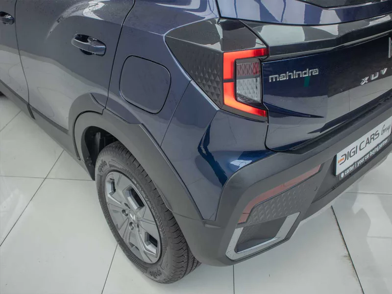 Vehicle Image for 8/23for Mahindra XUV3X0 1.2 MX2 MT