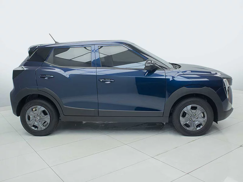 Vehicle Image for 5/23for Mahindra XUV3X0 1.2 MX2 AT