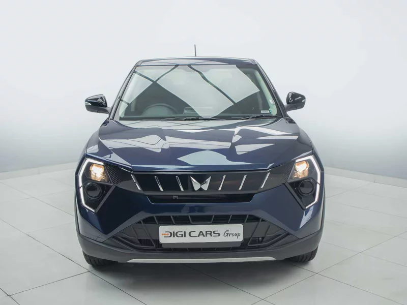 Vehicle Image for 3/23for Mahindra XUV3X0 1.2 MX2 MT