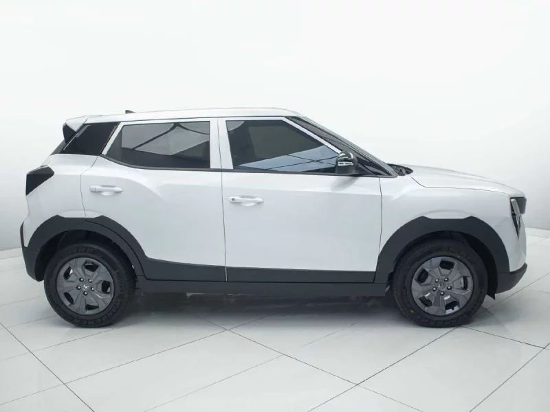 Vehicle Image for 4/23for Mahindra XUV3X0 1.2 MX3 AT