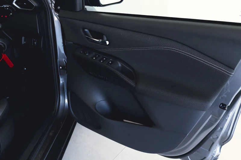 Vehicle Image for 18/27for Nissan Magnite 1.0 Visia MT
