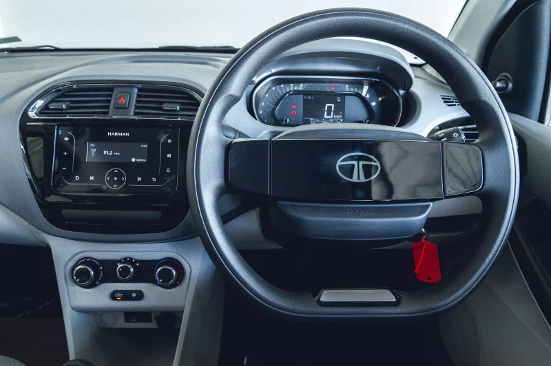 Vehicle Image for 23/26for Tata Tiago 1.2 XM MT