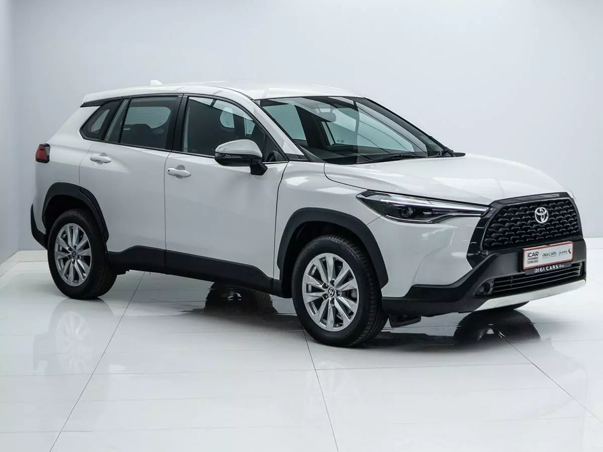 Vehicle Image for 1/2 for Toyota Corolla Cross 1.8 Xi