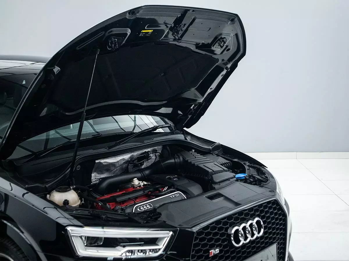 Vehicle Image for 8/17for Audi RSQ3 Quattro