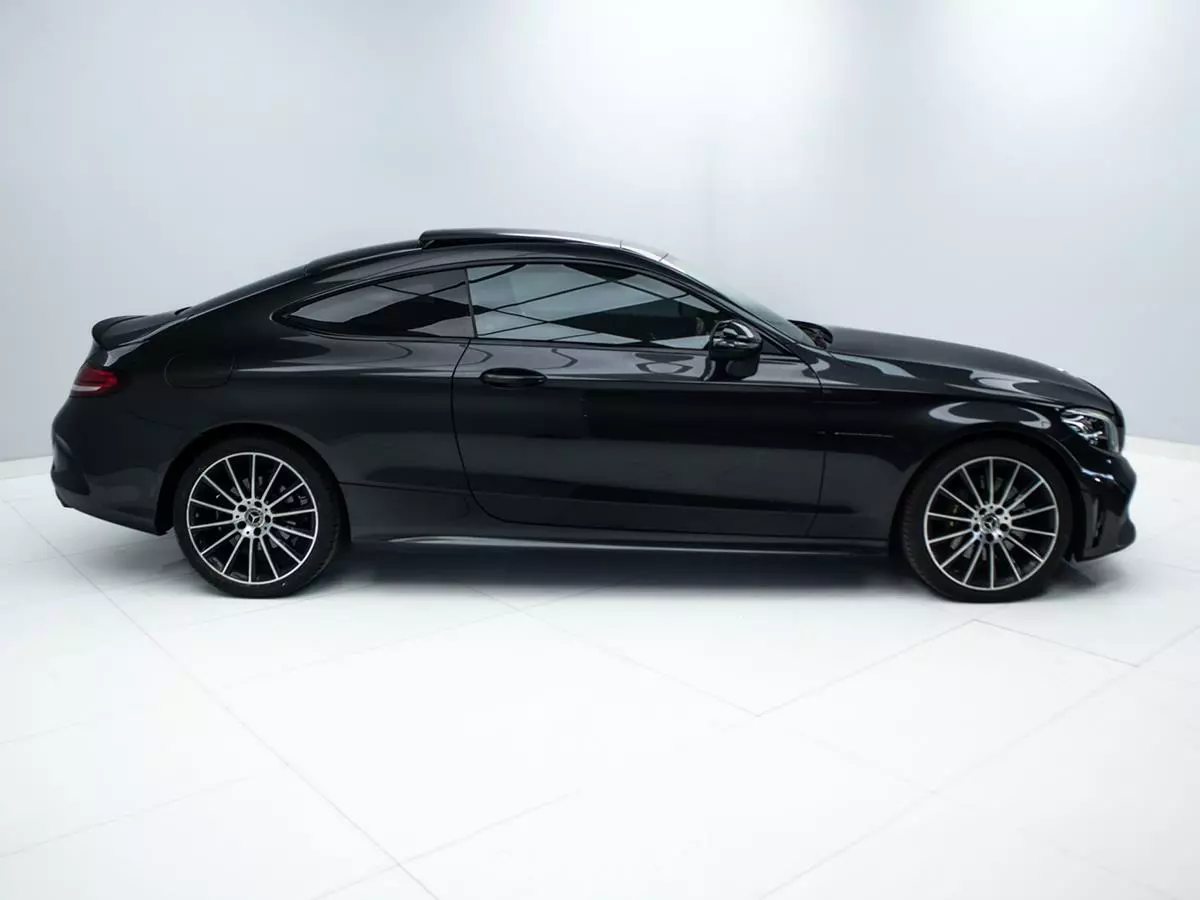 Vehicle Image for 4/17for Mercedes-Benz C-Class C300 Coupe AMG Line