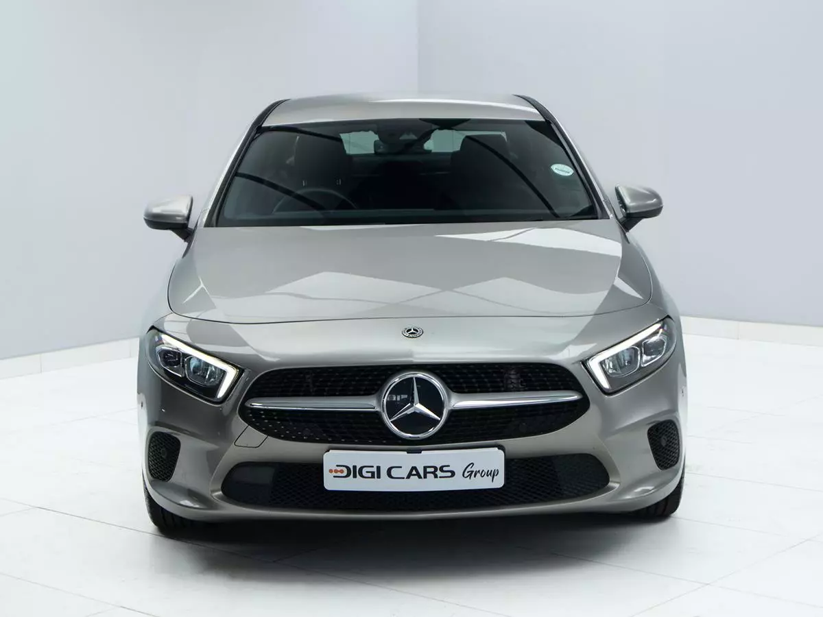 Vehicle Image for 4/17for Mercedes-Benz A-Class A200 Sedan Progressive