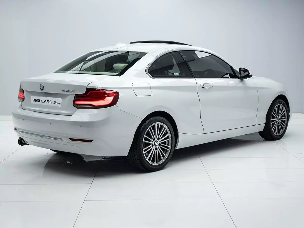 Vehicle Image for 5/17for BMW 2 Series 220i Coupe Luxury Auto