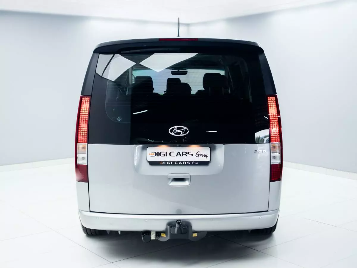 Vehicle Image for 9/18for Hyundai Staria 2.2D Executive 9-seater