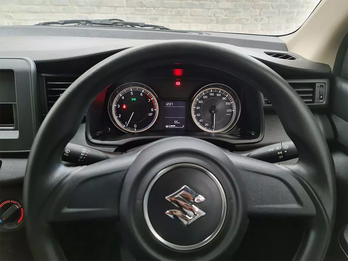 Vehicle Image for 10/18for Suzuki Ertiga 1.5 GA