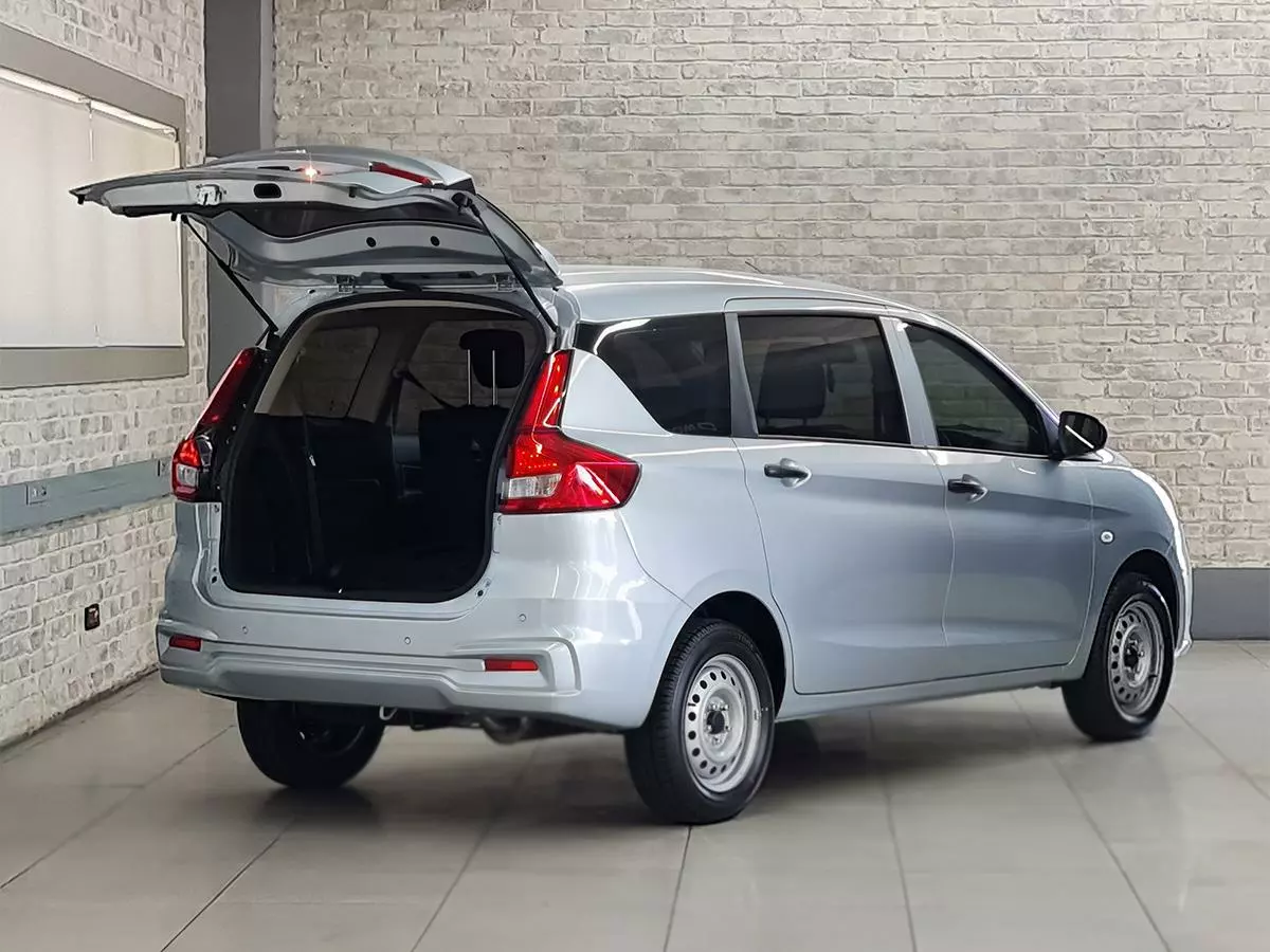 Vehicle Image for 6/18for Suzuki Ertiga 1.5 GA