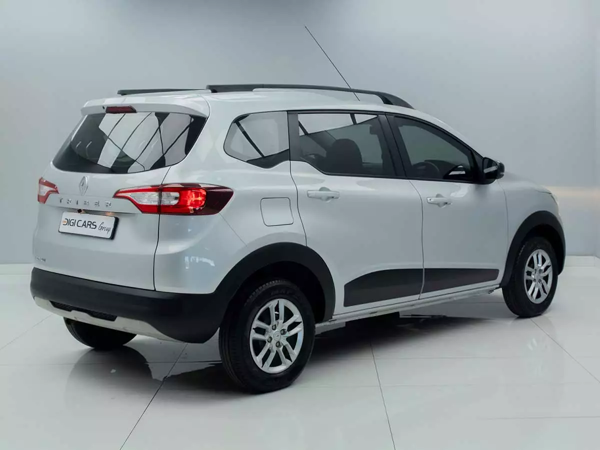Vehicle Image for 5/18for Renault Triber 1.0 Dynamique