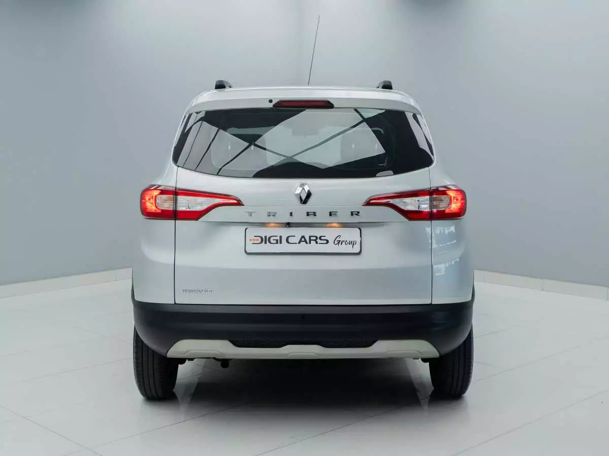 Vehicle Image for 9/18for Renault Triber 1.0 Dynamique