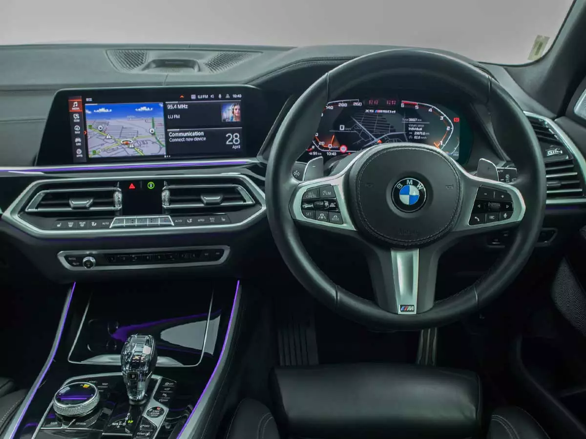 Vehicle Image for 15/17for BMW X5 M50d