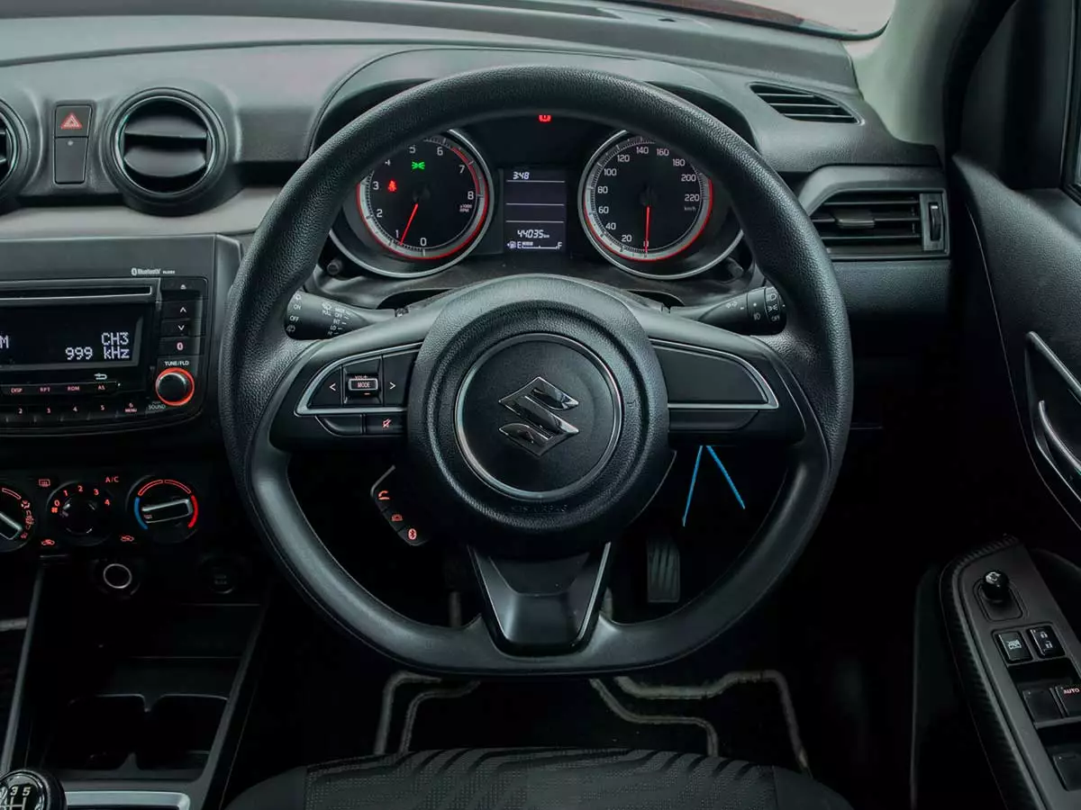 Vehicle Image for 10/17for Suzuki Swift 1.2 GL