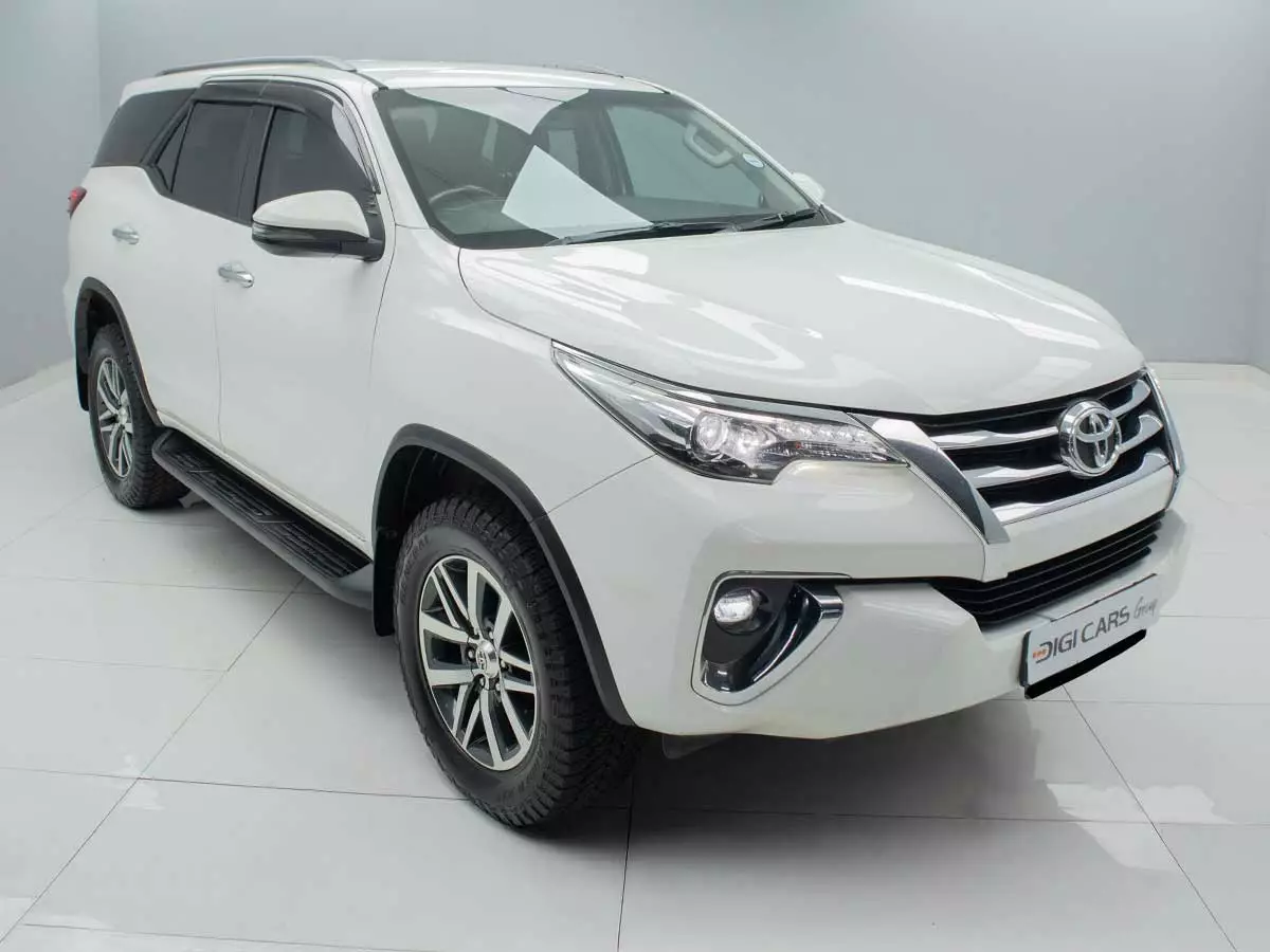 Vehicle Image for 2/18for Toyota Fortuner 2.8GD-6 Auto