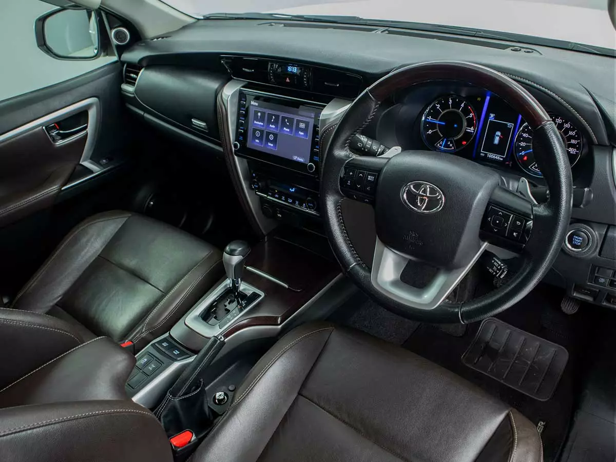 Vehicle Image for 13/18for Toyota Fortuner 2.8GD-6 Auto