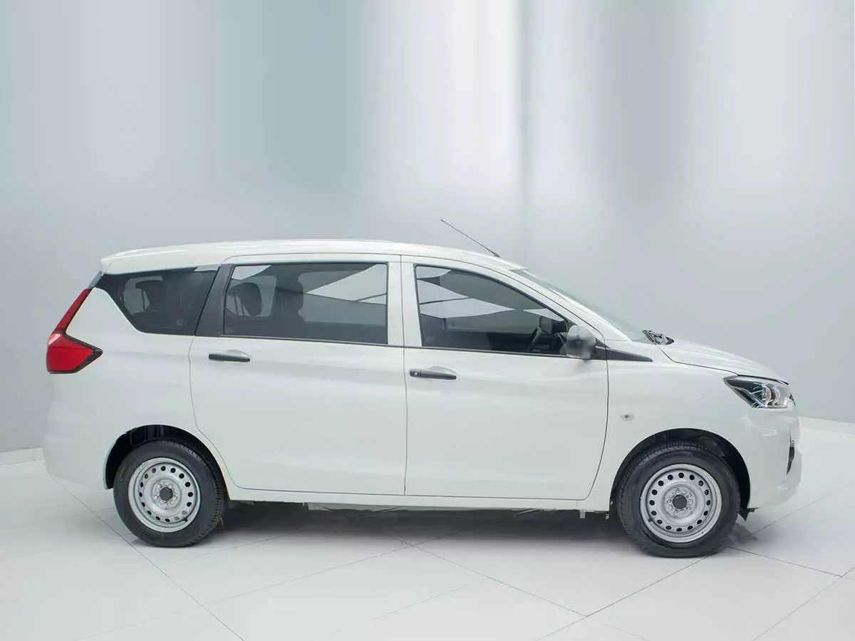 Vehicle Image for 4/18for Toyota Rumion 1.5 S
