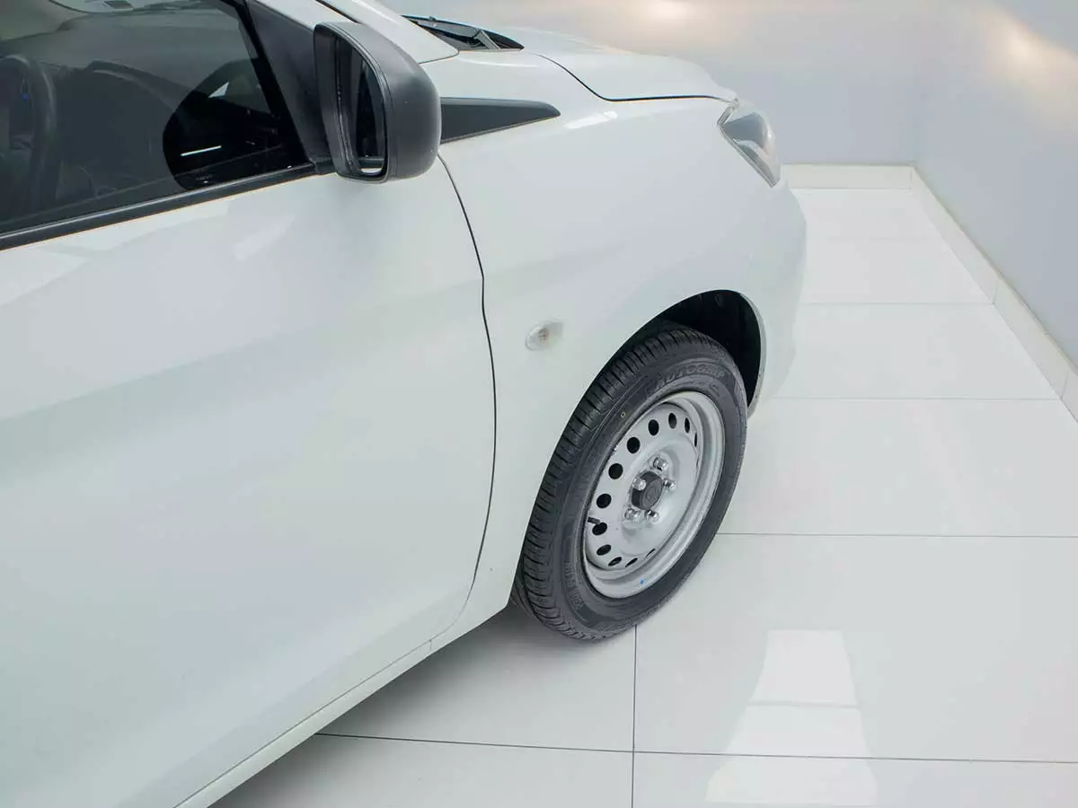Vehicle Image for 7/18for Toyota Rumion 1.5 S