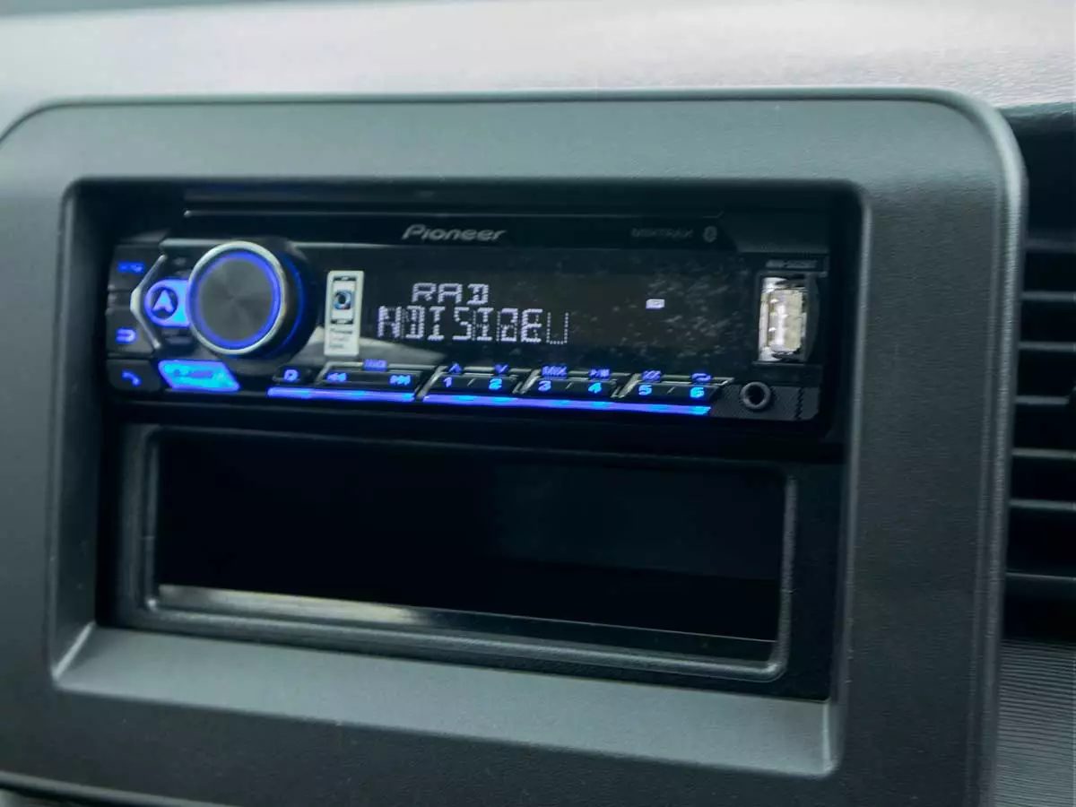 Vehicle Image for 11/18for Toyota Rumion 1.5 S