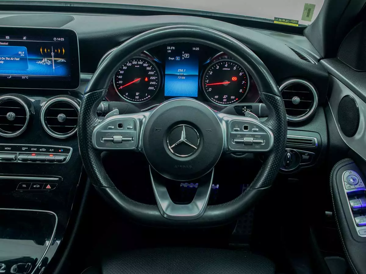 Vehicle Image for 10/17for Mercedes-Benz C-Class C180 AMG Line