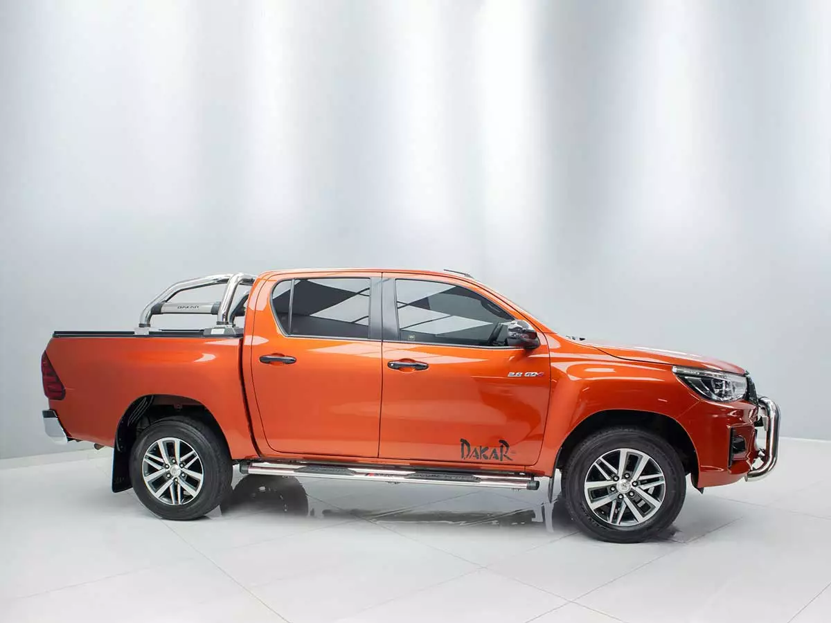 Vehicle Image for 4/17for Toyota Hilux 2.8GD-6 Double Cab 4x4 Raider Dakar