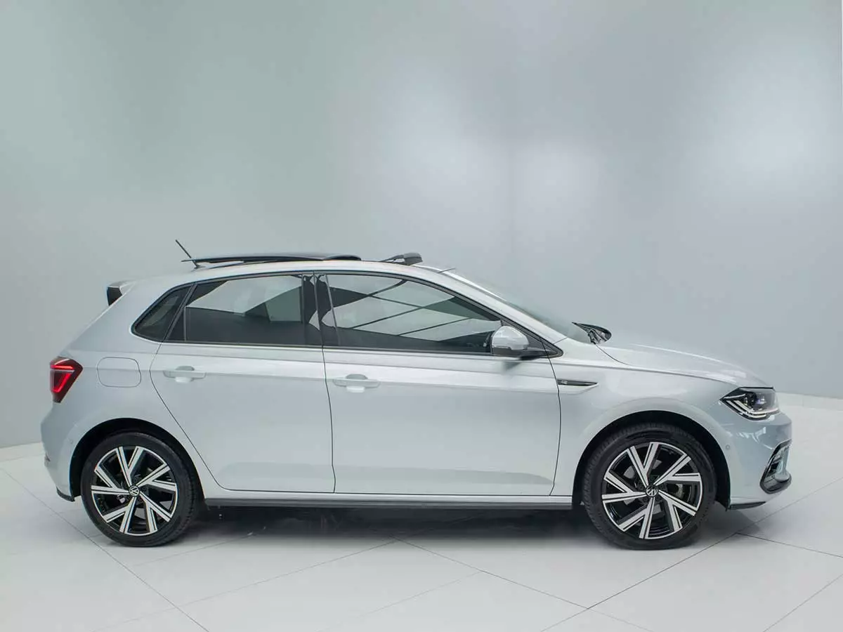 Vehicle Image for 4/17 for Volkswagen Polo Hatch 1.0TSI R-line