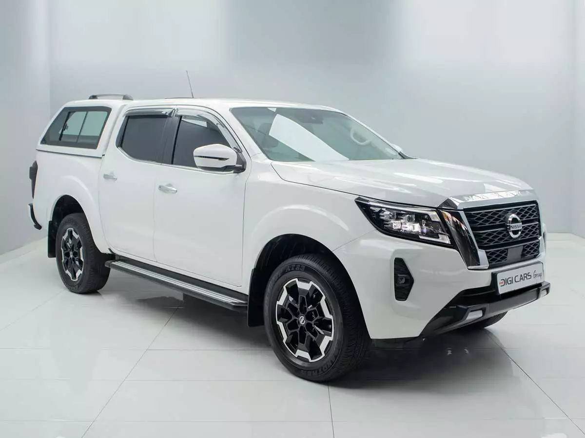 Nissan Navara 2.5DDTi Double Cab LE 2022