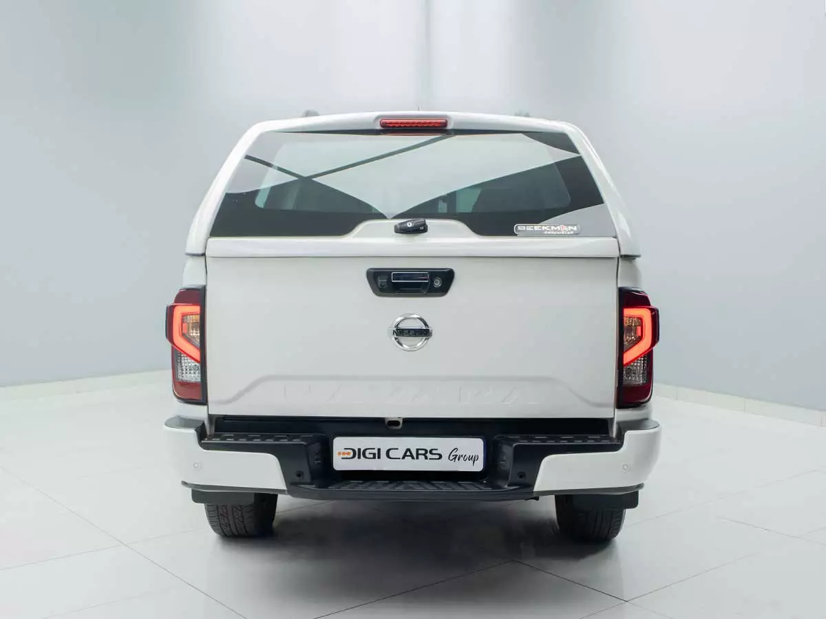 Vehicle Image for 9/17for Nissan Navara 2.5DDTi Double Cab LE
