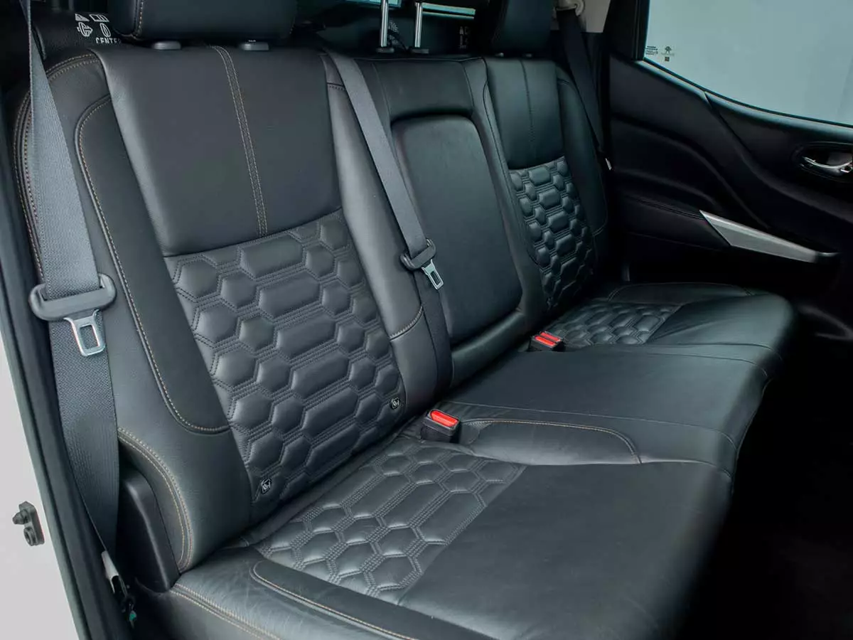 Vehicle Image for 16/17for Nissan Navara 2.5DDTi Double Cab LE