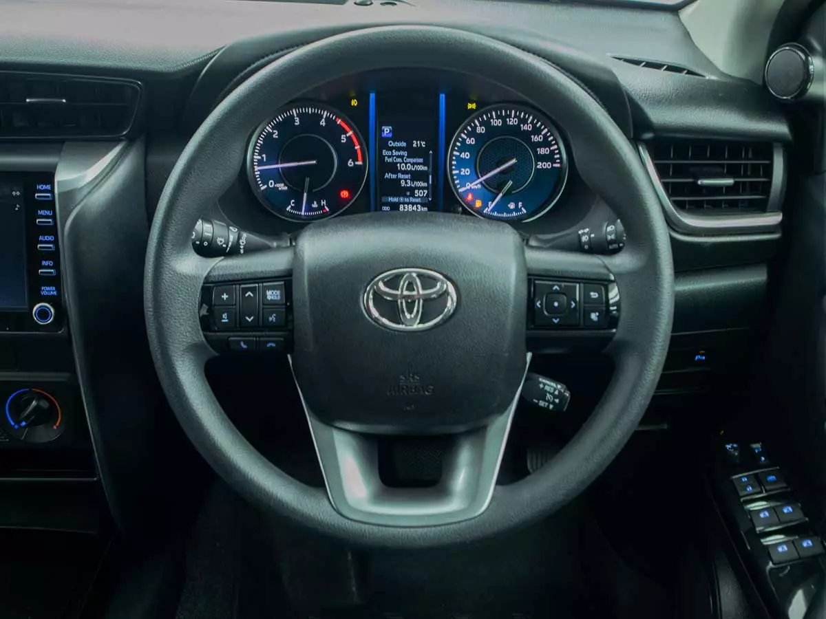 Vehicle Image for 10/18for Toyota Fortuner 2.4GD-6 Auto