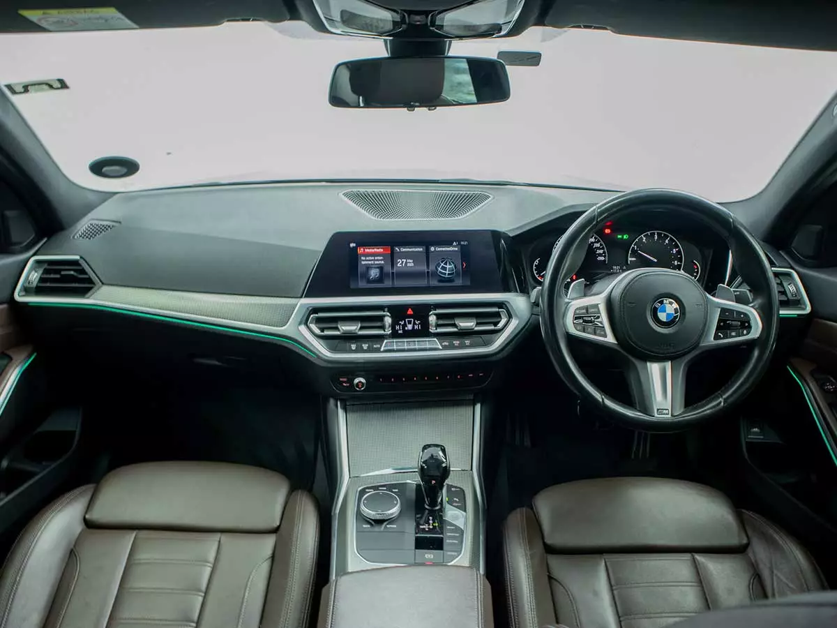 Vehicle Image for 14/17for BMW 3 Series 330i M Sport