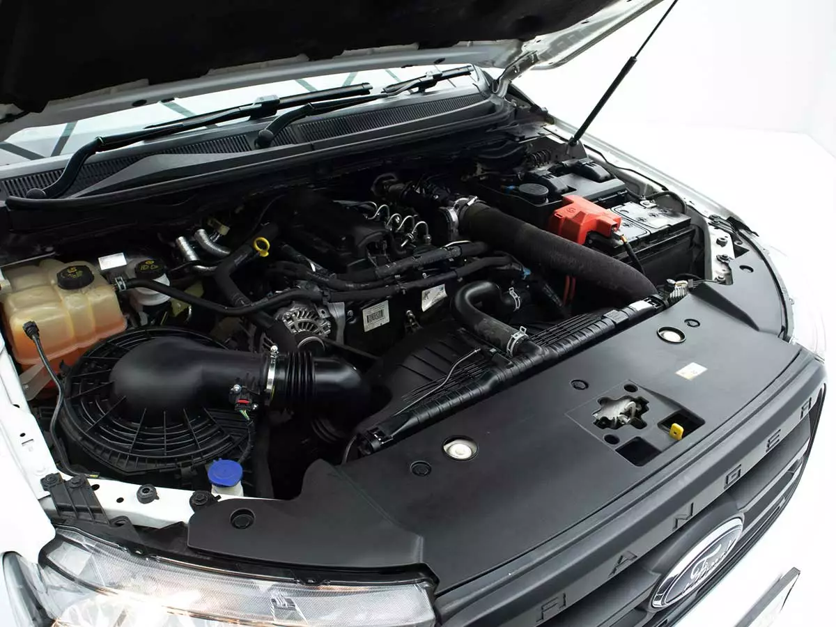 Vehicle Image for 8/17for Ford Ranger 2.2TDCi Double Cab Hi-Rider XL