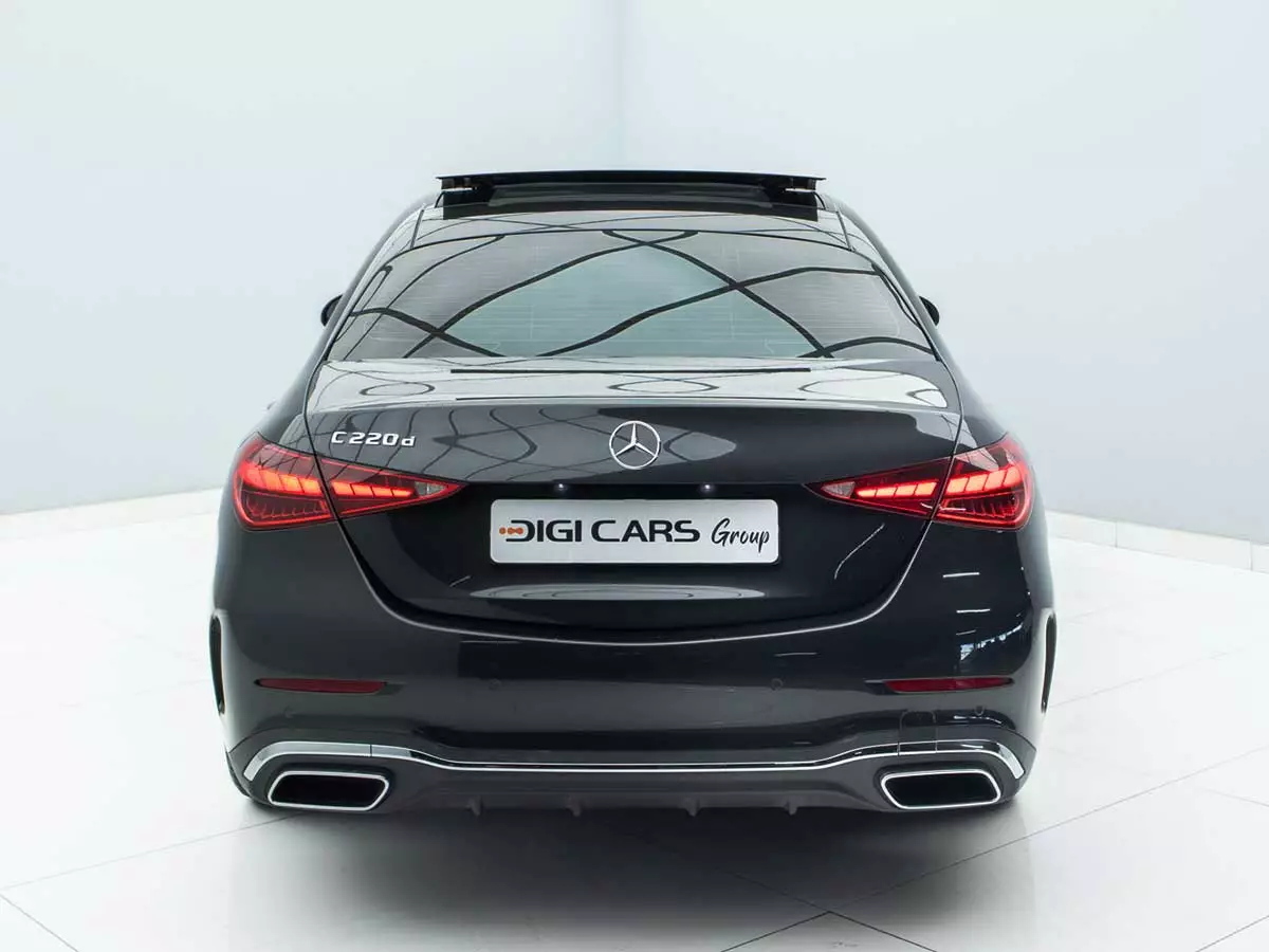 Vehicle Image for 9/17for Mercedes-Benz C-Class C220d AMG Line