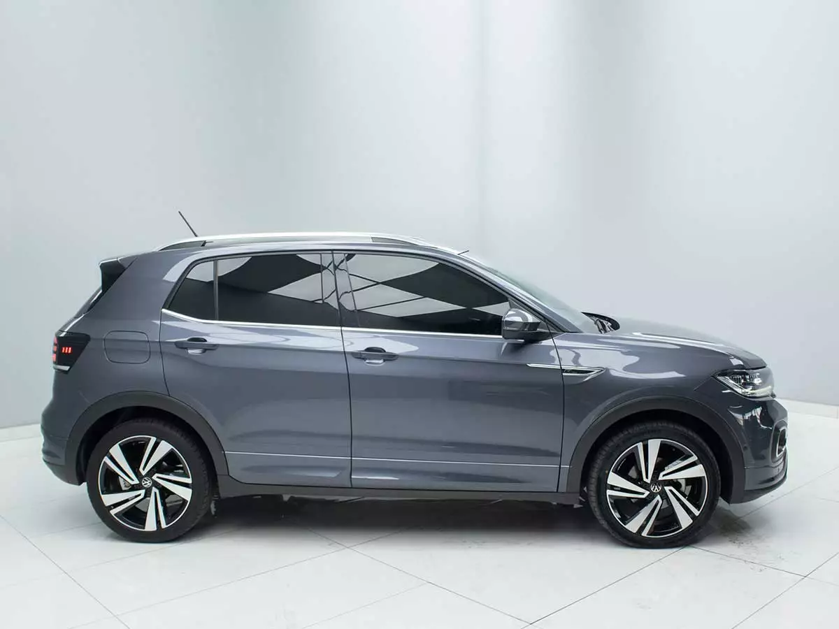 Vehicle Image for 4/17for Volkswagen T-Cross 1.5TSI 110kW R-Line