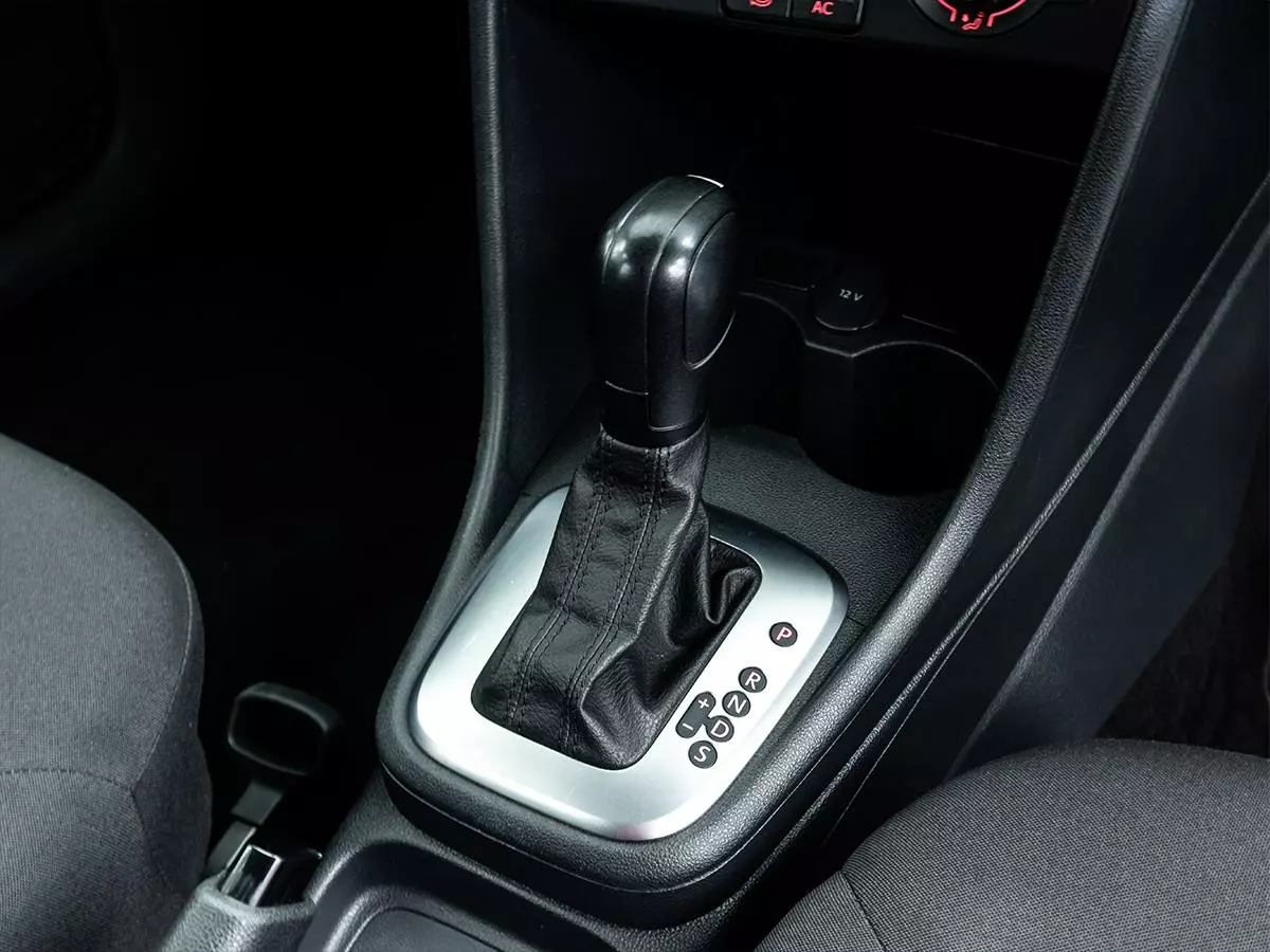 Vehicle Image for 12/16for Volkswagen Polo Vivo Hatch 1.6 Comfortline Auto