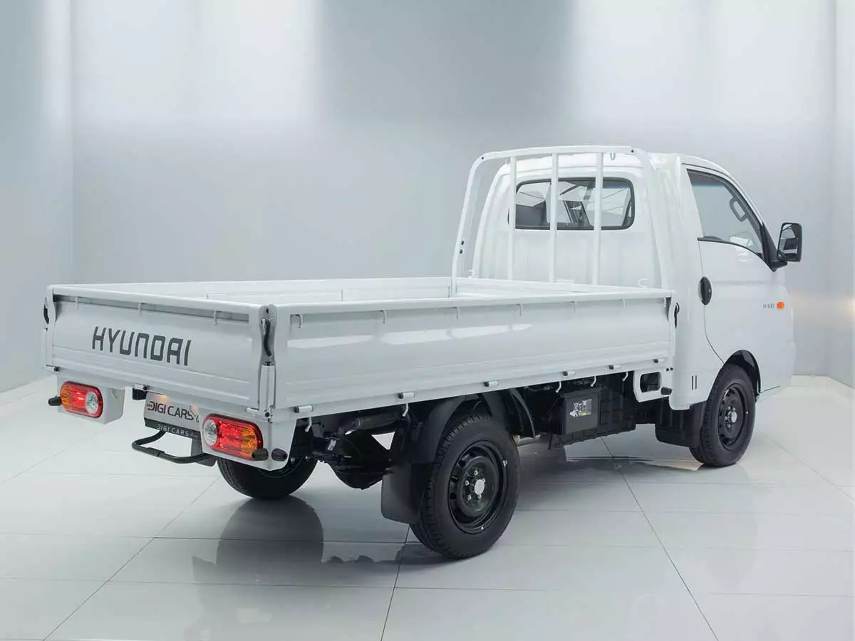 Vehicle Image for 5/16for Hyundai H-100 Bakkie 2.6D Deck (Aircon)