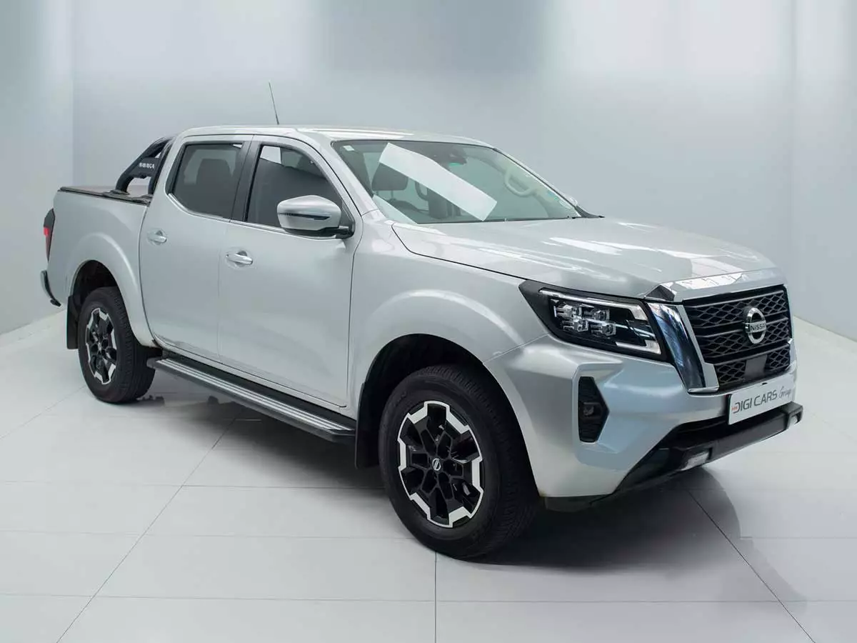 Nissan Navara 2.5DDTi Double Cab LE 2022