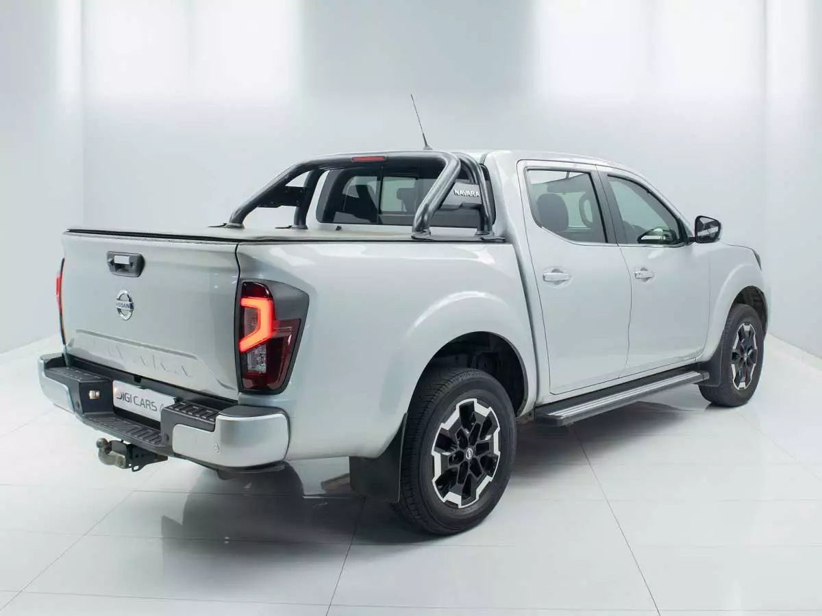 Vehicle Image for 5/17for Nissan Navara 2.5DDTi Double Cab LE