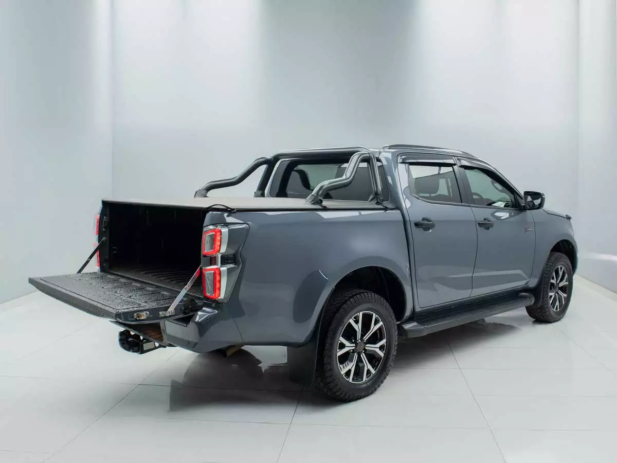Vehicle Image for 6/17for Isuzu D-Max 1.9 DDI HR X-RIDER AT